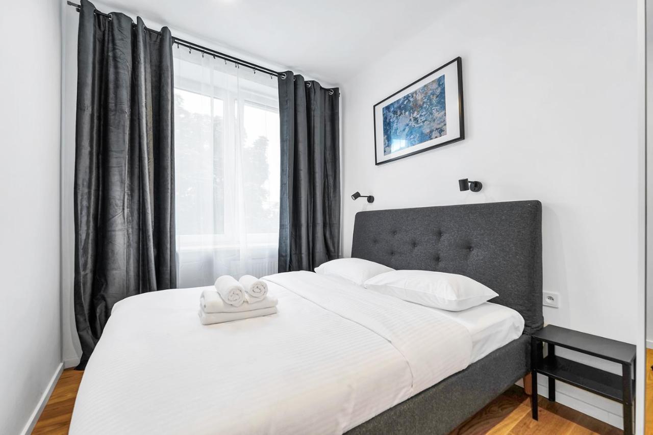 Dzielna Standard Apartment Varšava Exteriér fotografie