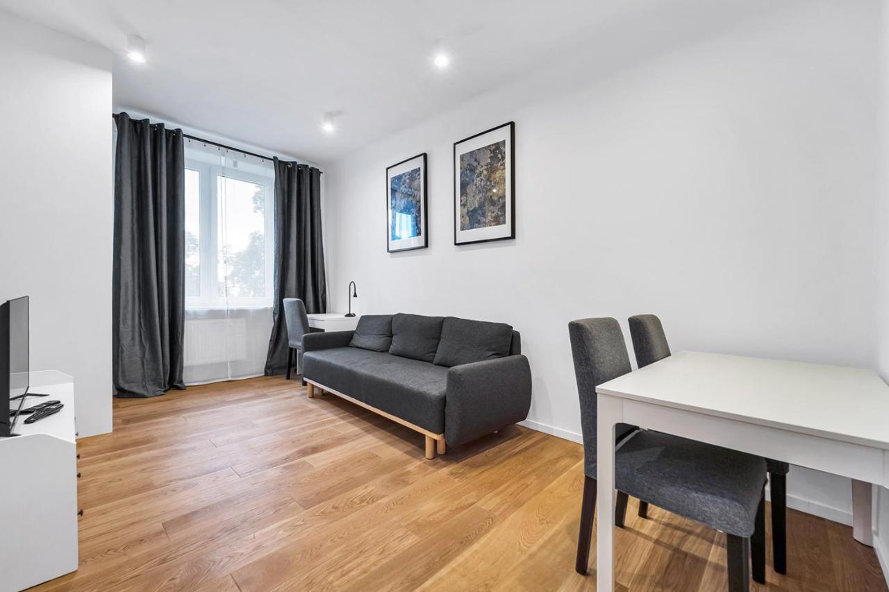 Dzielna Standard Apartment Varšava Exteriér fotografie
